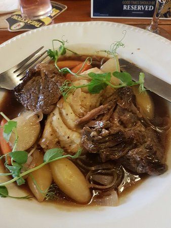 Fat Lamb Country Inn and Restaurant